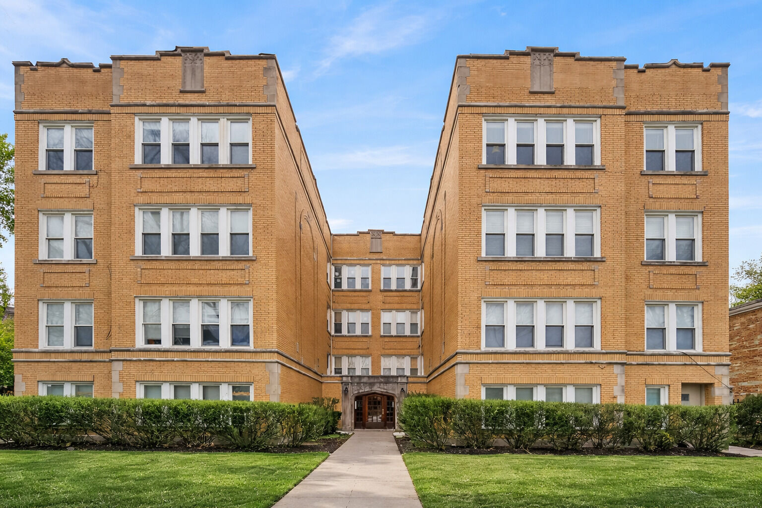 Property Photo:  6311 N Albany Avenue 3A  IL 60659 