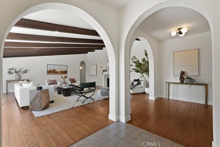 Property Photo: 7404 Woodrow Wilson Drive CA 90046