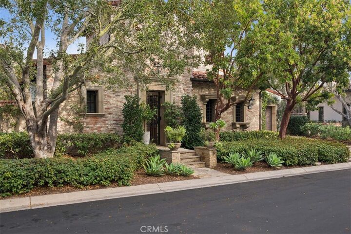 Property Photo:  25 Wildhawk  CA 92603 