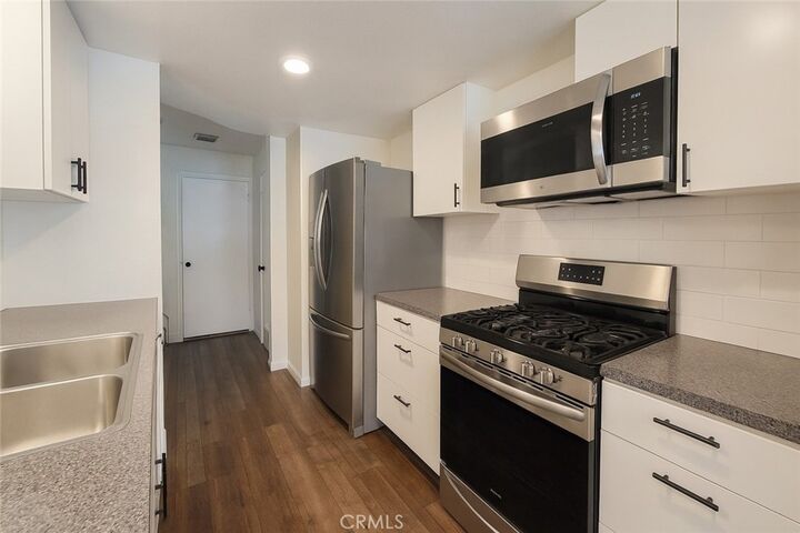 Property Photo:  2323 S Cutty  CA 92802 