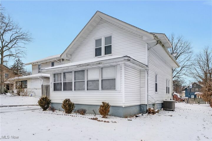 Property Photo:  2510 E Midlothian Boulevard  OH 44502 