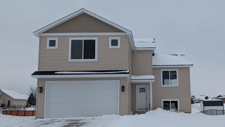 Property Photo: 1060 Sharptail Run WI 54017