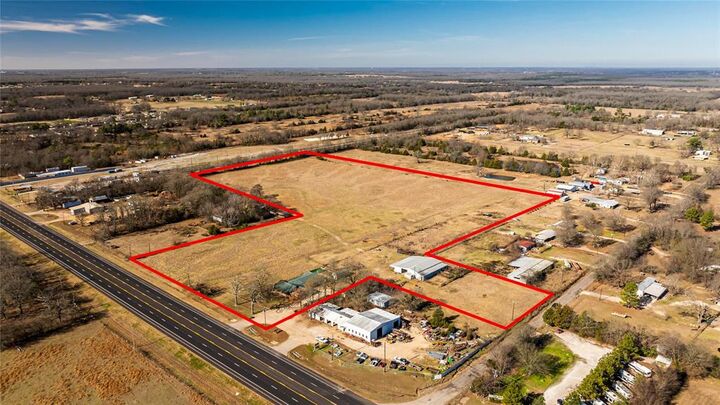 Property Photo:  4685 Highway 82 E  TX 75462 