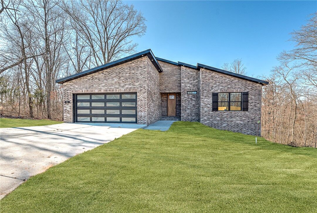 Property Photo: 26 Whithorn Circle AR 72715