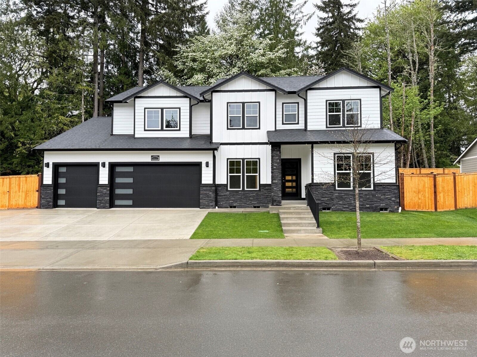 Property Photo:  6831  Kyodi Court SE  WA 98501 