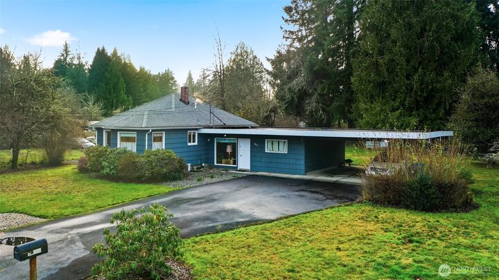 Property Photo:  1815  Ann Street NE  WA 98506 