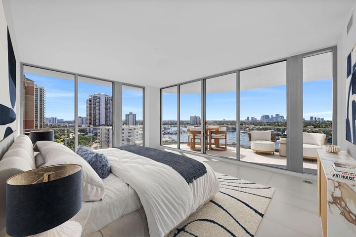 Property Photo:  153 N Seabreeze Boulevard 802-S  FL 33304 