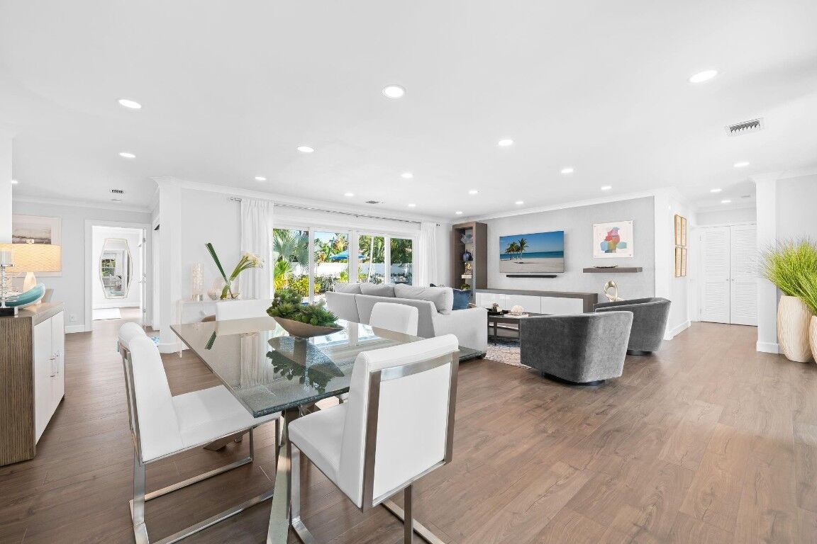 Property Photo: 4220 NE 22nd Terrace FL 33064