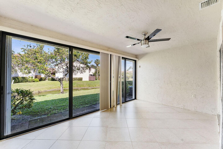 Property Photo:  3346 Carambola Circle 2507  FL 33066 