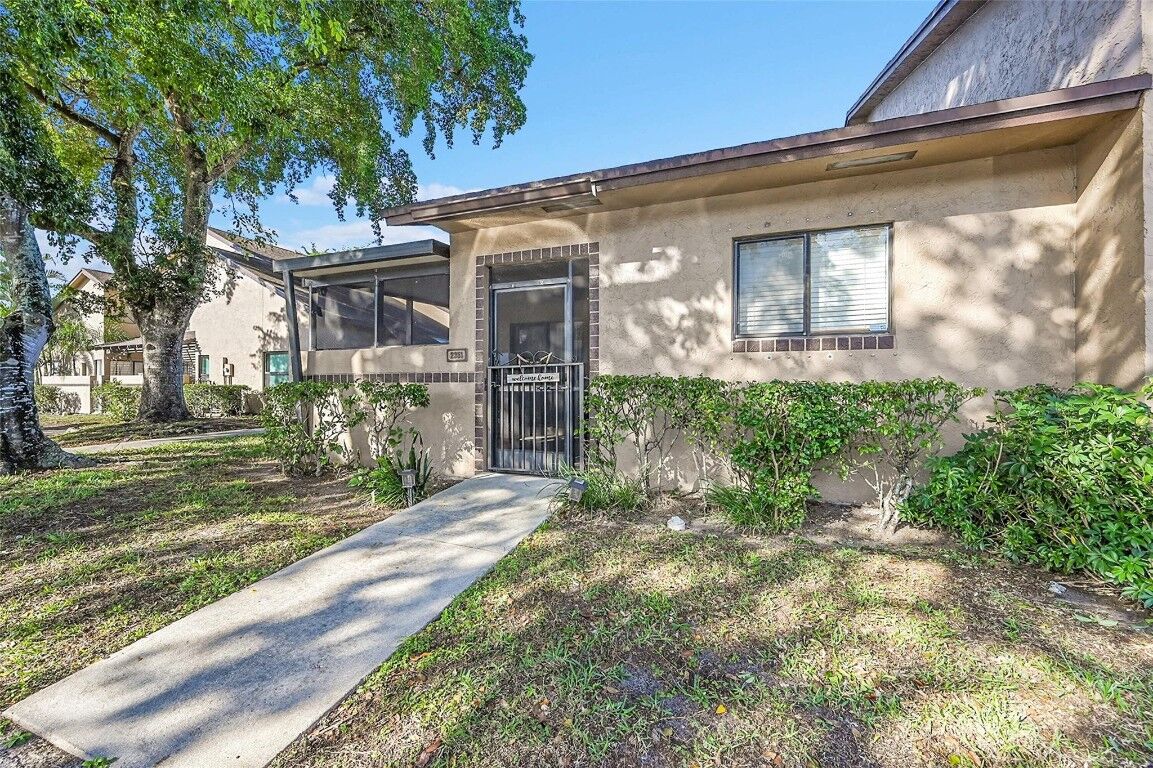 Property Photo:  2351 NW 37th Avenue  FL 33066 