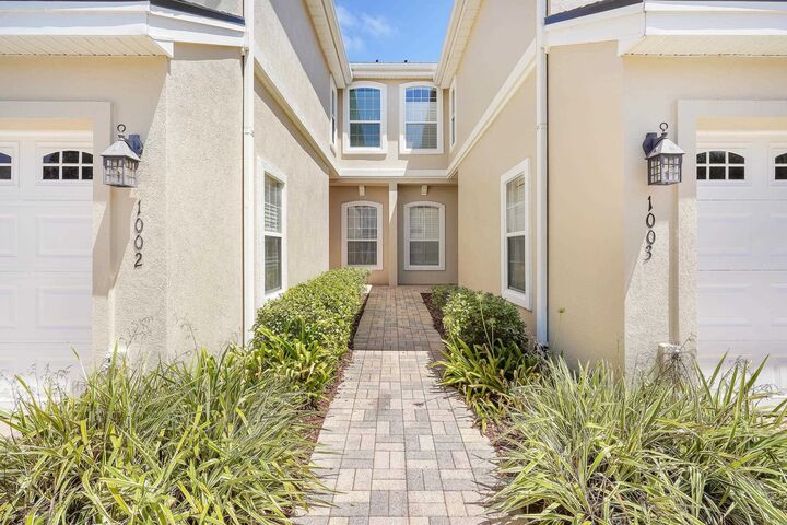 Property Photo: 1003 Makarios Dr FL 32080