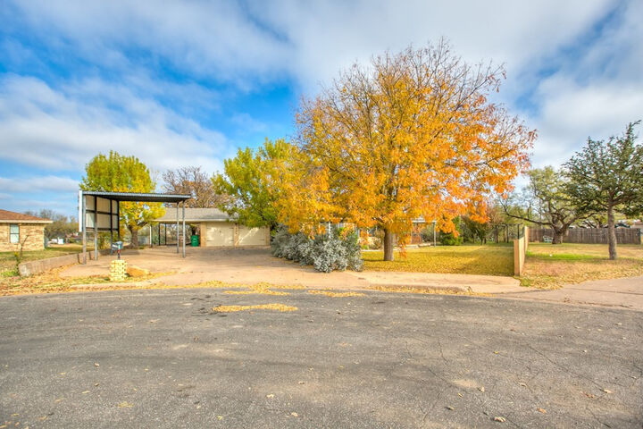 Property Photo: 5434 Briarwood Circle TX 76903