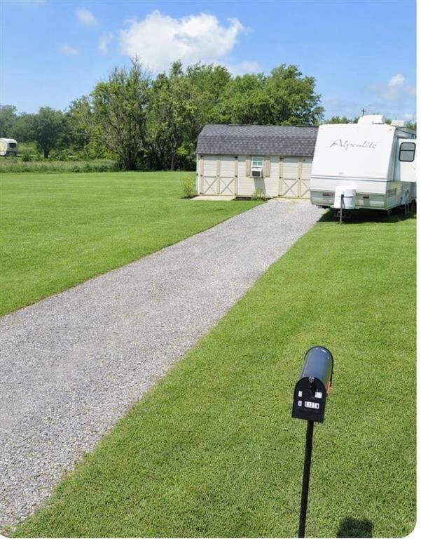 Property Photo:  207 Vejay St Street  LA 70631 