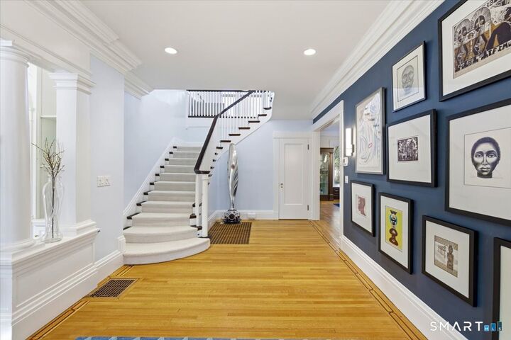 Property Photo:  144 Edgehill Road  CT 06517 