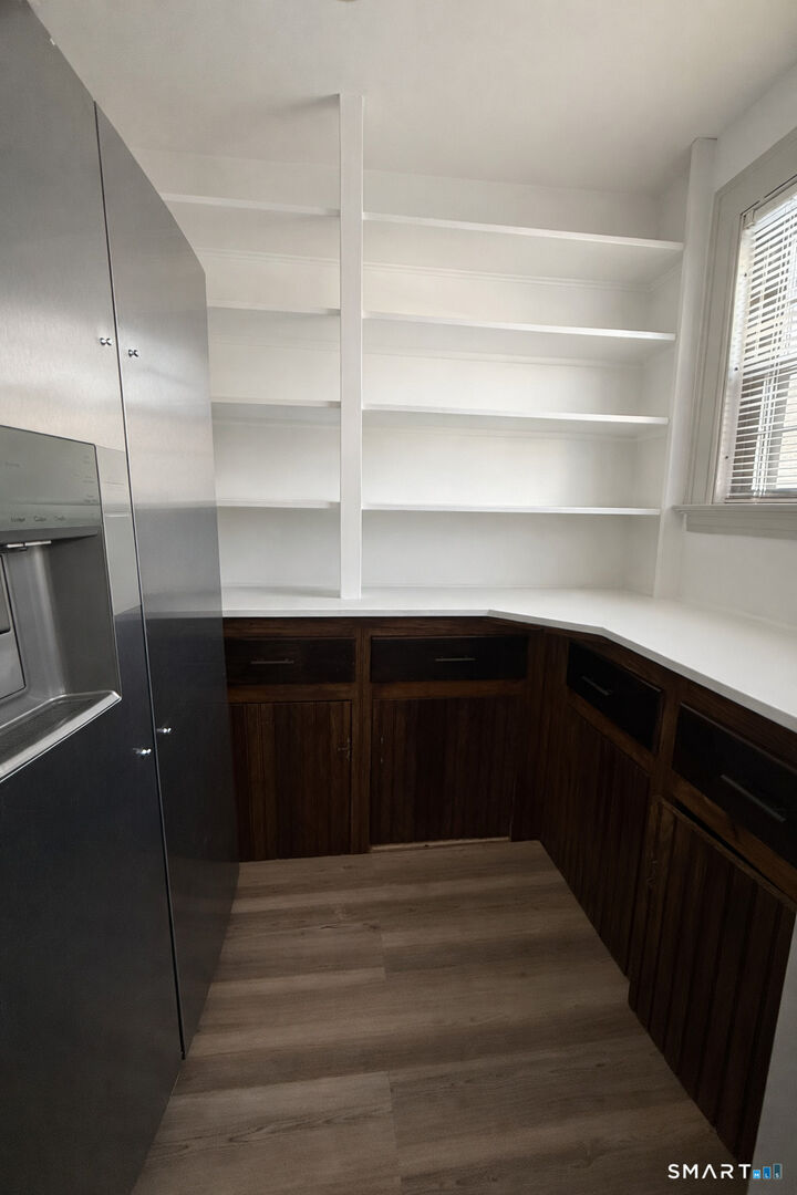 Property Photo:  40 Rogers Street 1  CT 06405 