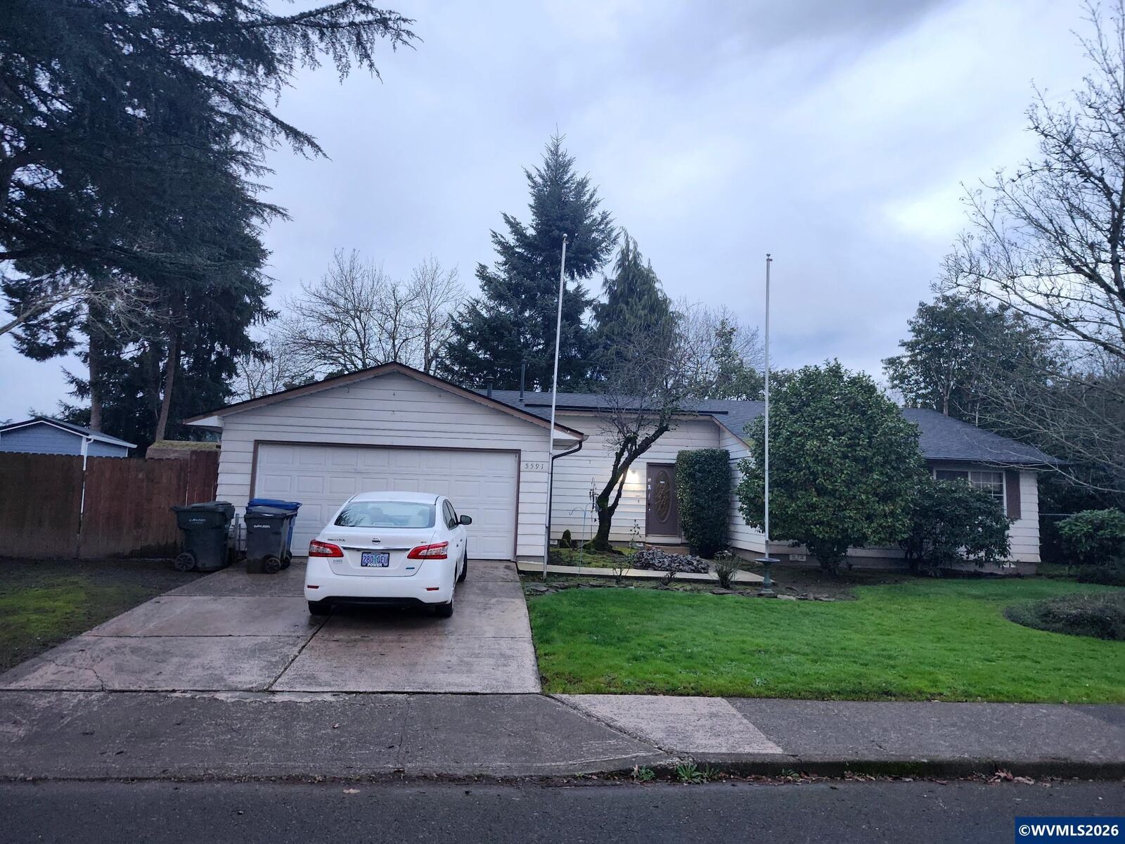 Property Photo:  5591 Kafir Dr NE  OR 97303 