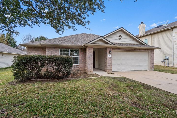 Property Photo: 7811 Buckmeadow Drive TX 78628
