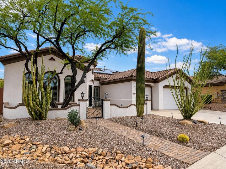 Property Photo:  1964 W Wayne Lane  AZ 85086 