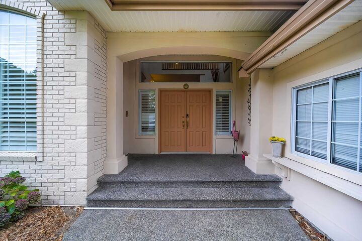 Property Photo:  14872 25A Avenue  BC V4P 1N8 