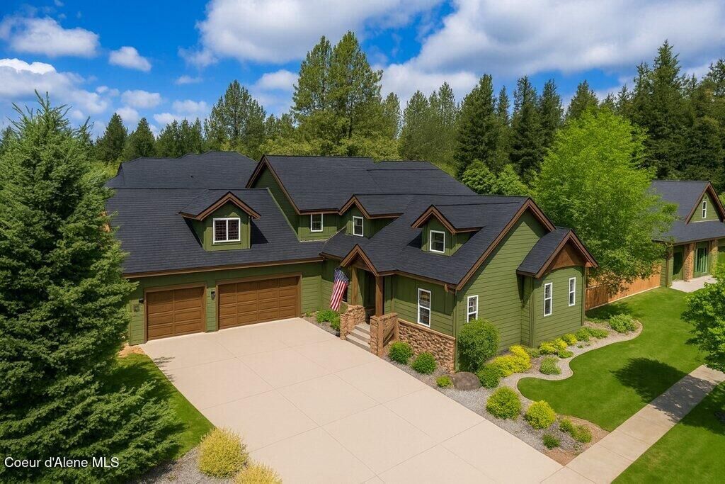 Property Photo:  724 E Arena Loop  ID 83835 