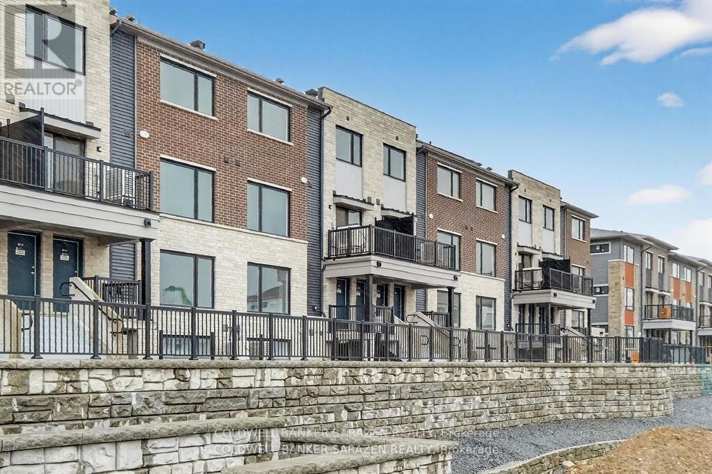 Property Photo:  801 Glenroy Gilbert Drive 19  ON K2J 7N9 