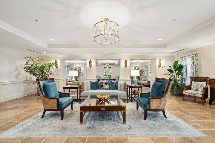 Property Photo:  408 Kelly Plantation Drive Unit 611  FL 32541 