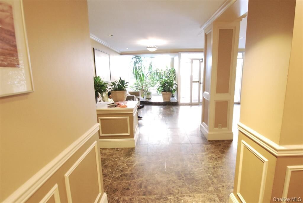 Property Photo: 16 Lake Street 3F NY 10603