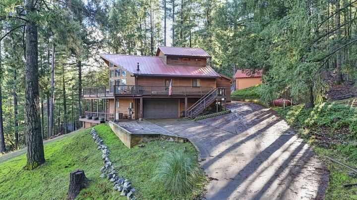 Property Photo: 6301 Canyon Creek Road CA 95634