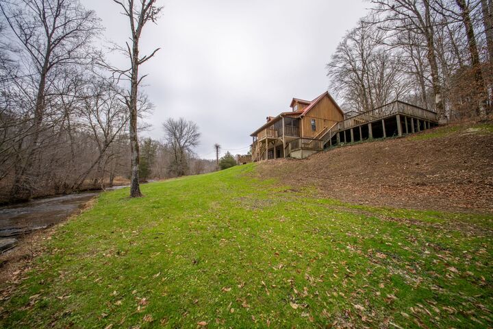 Property Photo:  323 Spring Creek Rd  TN 38486 