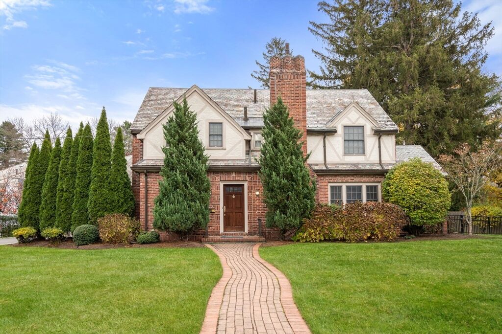 Property Photo:  55 Evelyn Rd  MA 02468 