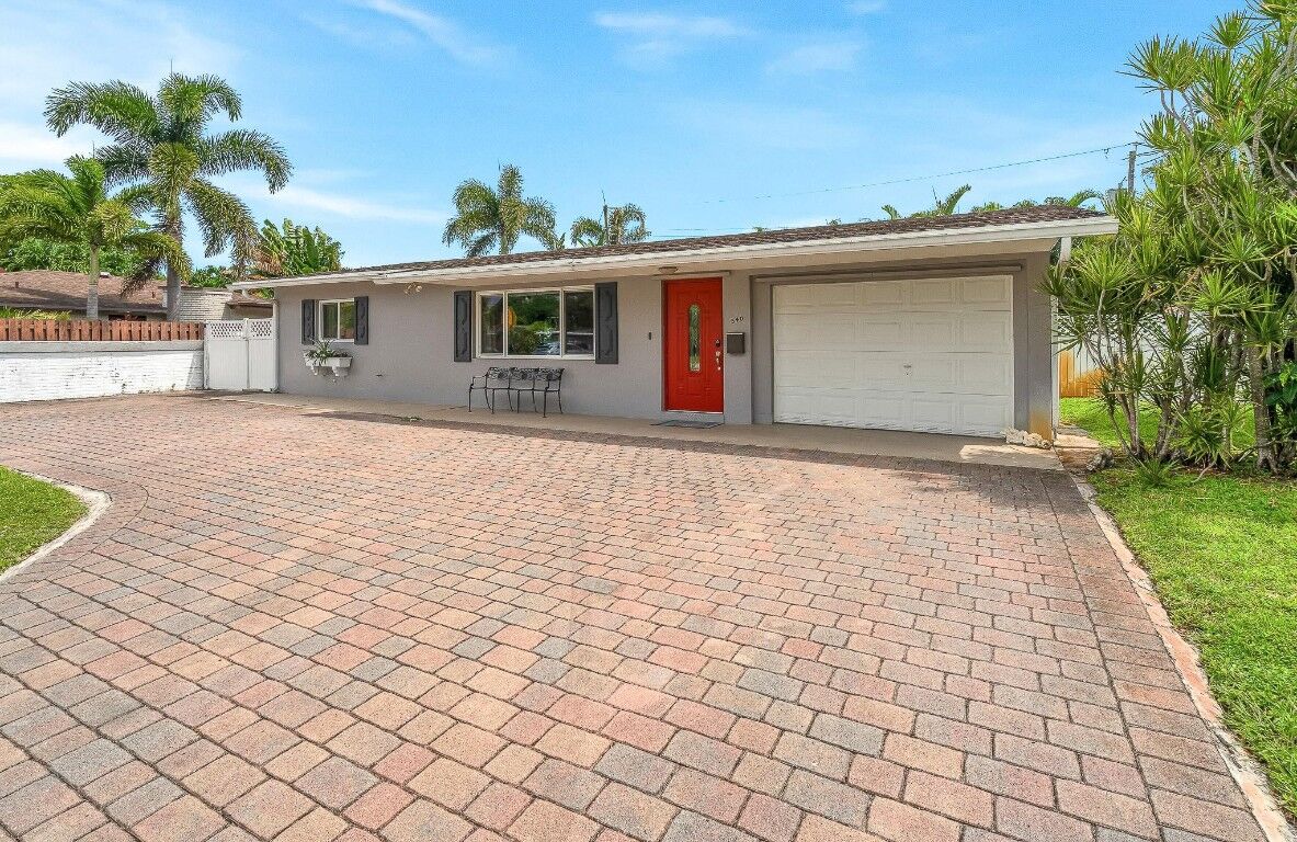 Property Photo:  540 NW 38th Street  FL 33309 