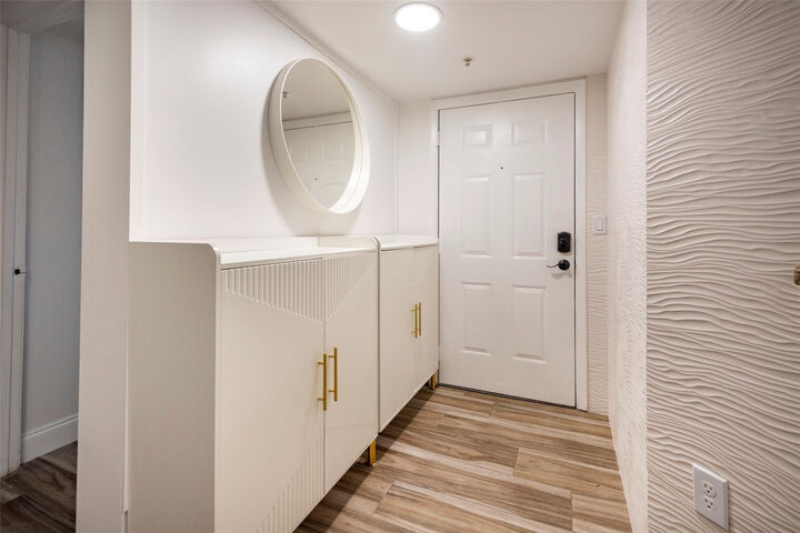 Property Photo:  761 N Pine Island Road 106  FL 33324 