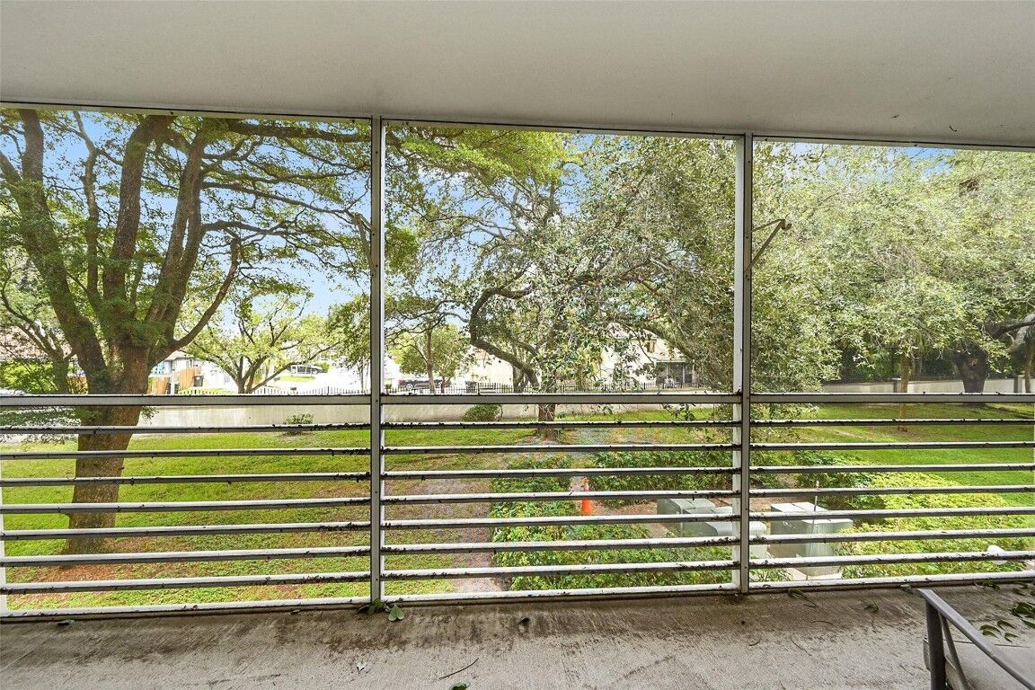 Property Photo:  1901 Bermuda Circle F2  FL 33066 