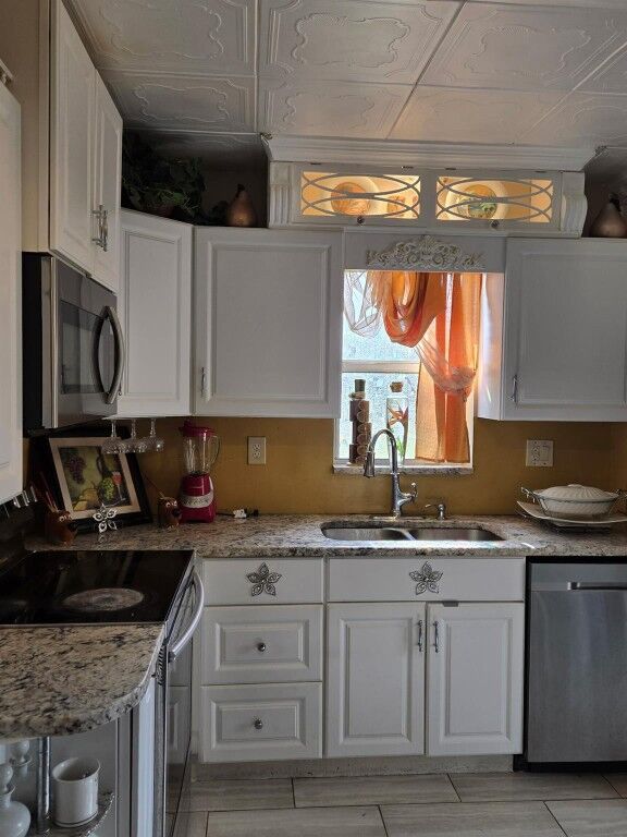 Property Photo: 3200 NW 5th Terrace 24 FL 33064