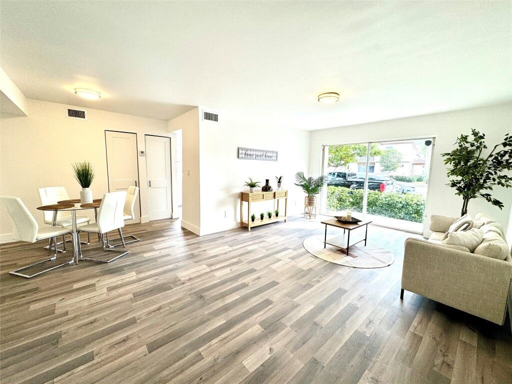 Property Photo:  1226 SW 113th Terrace 102  FL 33025 