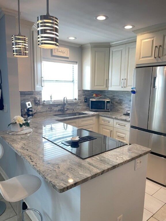 Property Photo: 2850 NE 14th Street 308B FL 33062