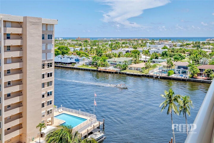 Property Photo:  3100 NE 48th Street 908  FL 33308 