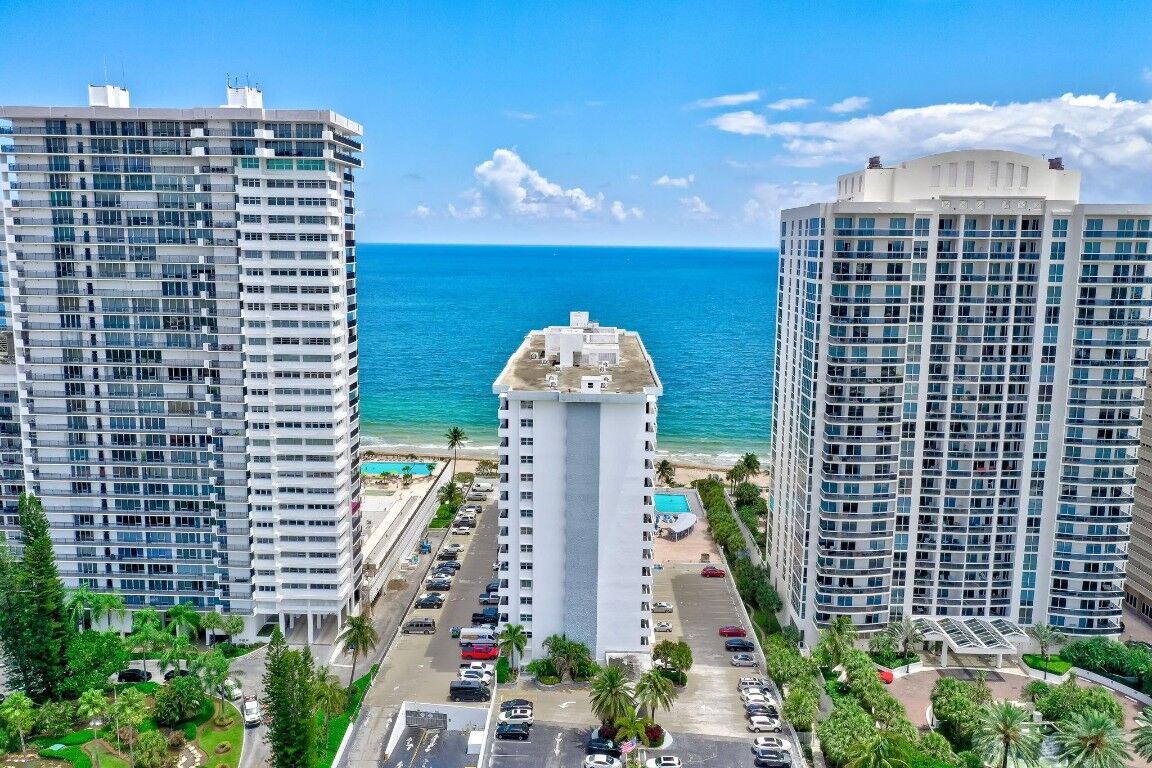 Property Photo: 4250 Galt Ocean Drive 11G FL 33308