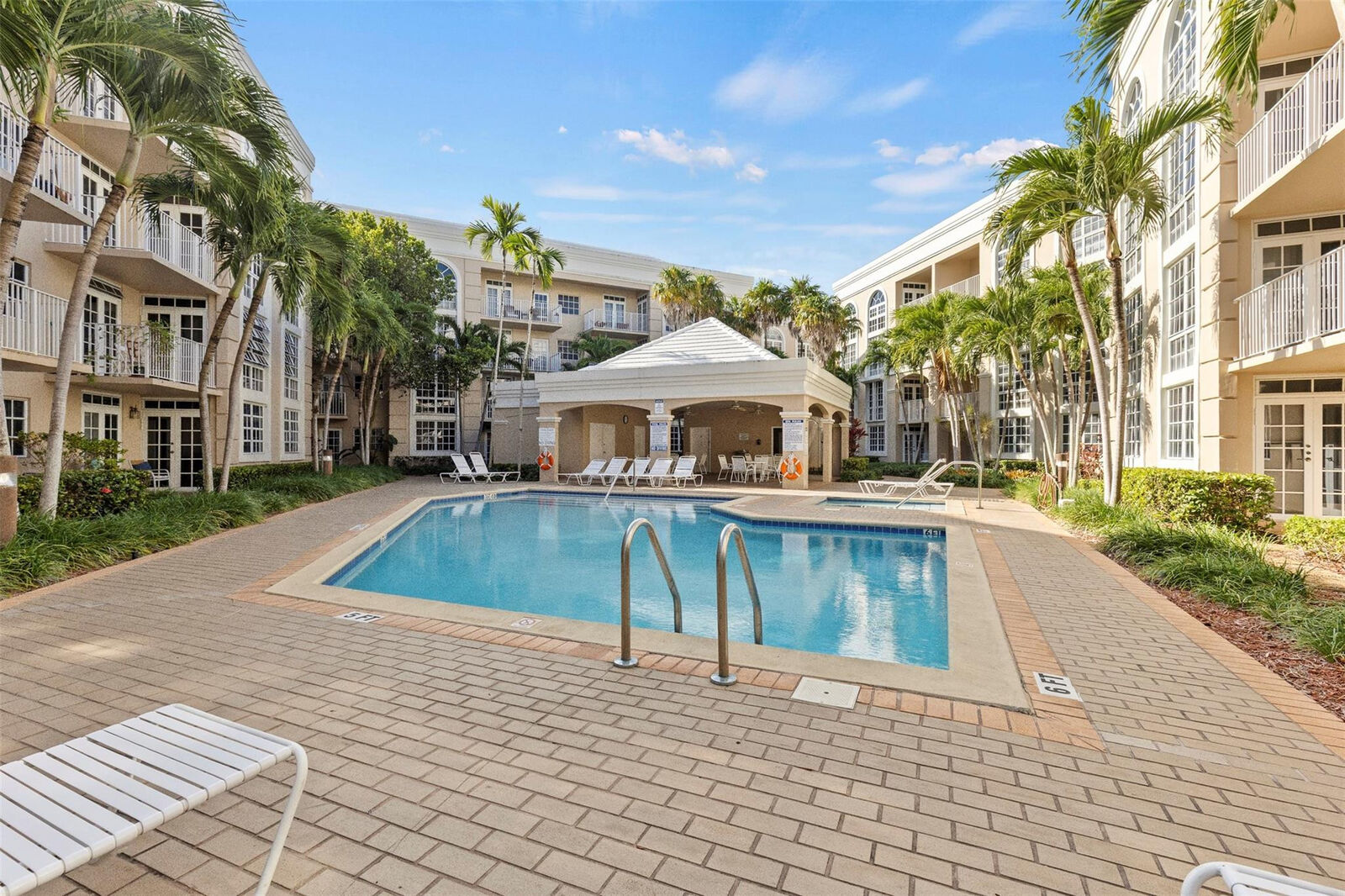 Property Photo:  1280 S Alhambra Circle 2112  FL 33146 