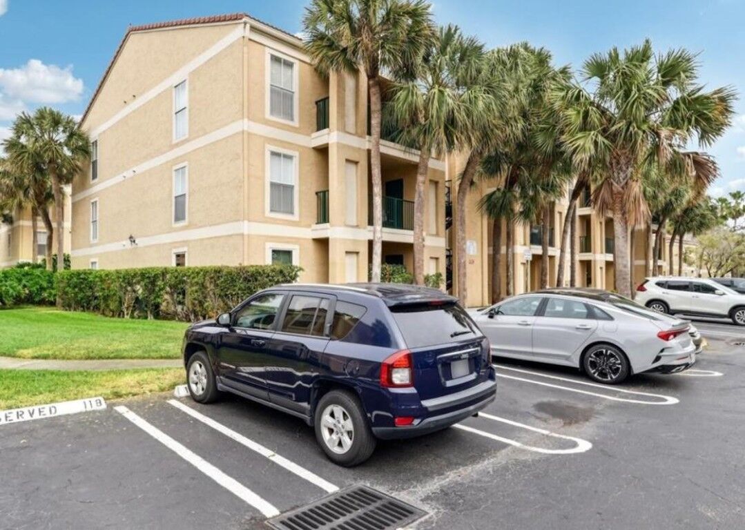 Property Photo:  733 Riverside Drive 1217  FL 33071 