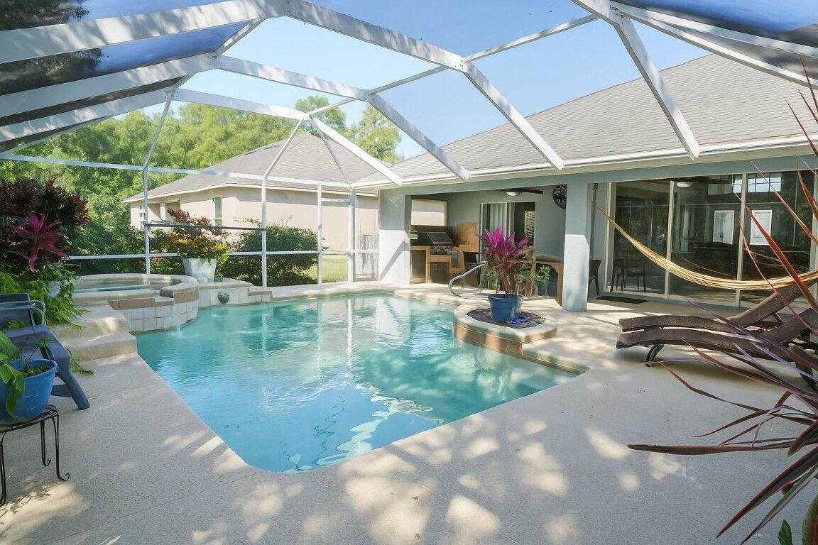 Property Photo:  6715 NW Pinson Court  FL 34983 