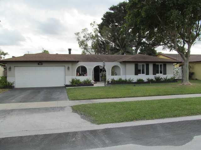 Property Photo:  1900 NW 40th Court  FL 33309 