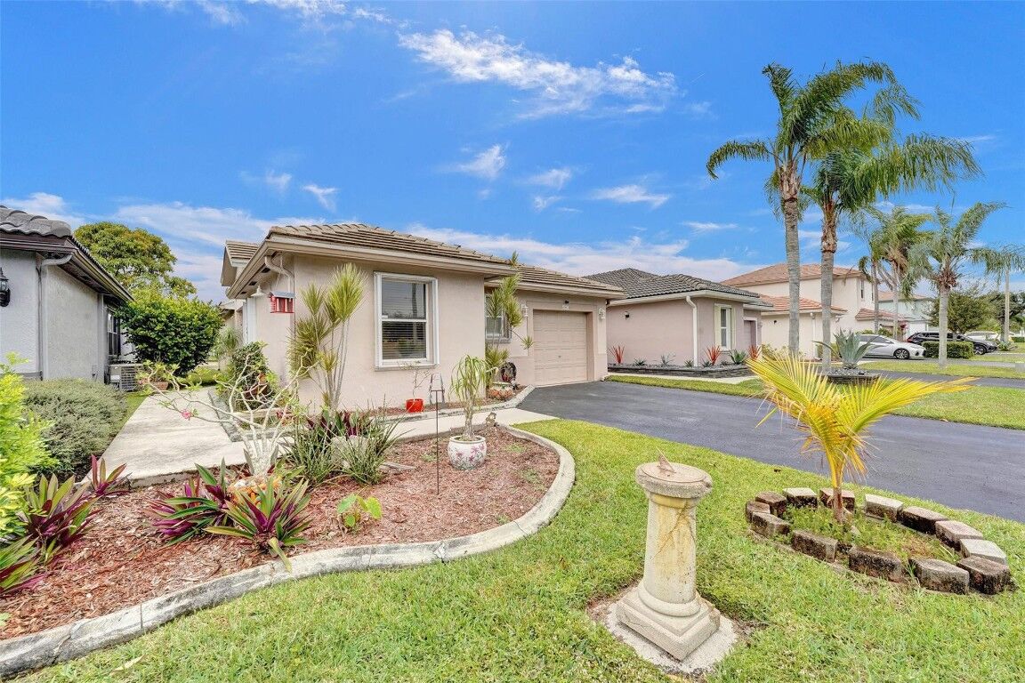 Property Photo:  6967 NW 69th Court  FL 33321 