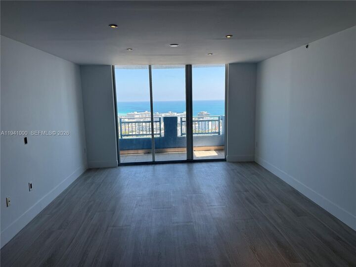 Property Photo:  90 Alton Rd 2803  FL 33139 