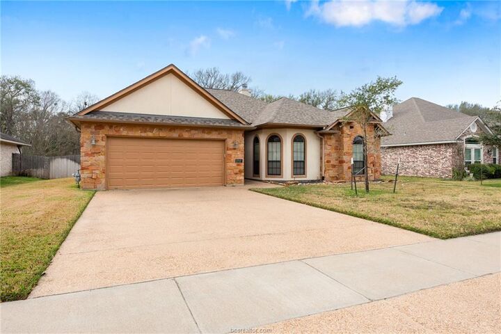 Property Photo:  2717 Colony Village Drive  TX 77808 