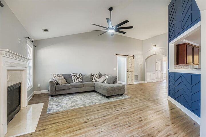 Property Photo: 1790 Hickory Station Circle GA 30078