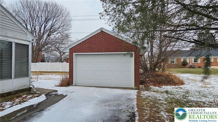 Property Photo:  325 E Walnut Street  PA 18055 