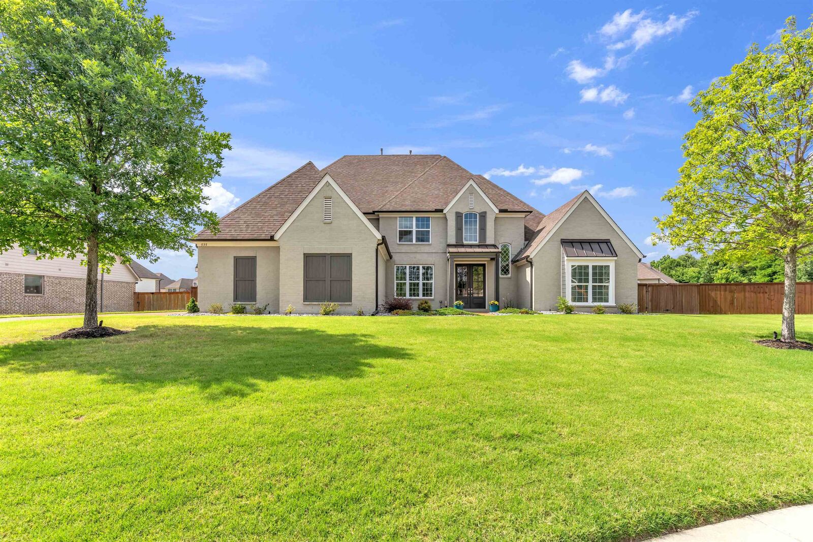 Property Photo: 535 Tender Oaks Cv TN 38017