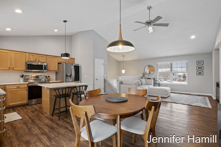 Property Photo:  4121 Savannah Court SW  MI 49418 