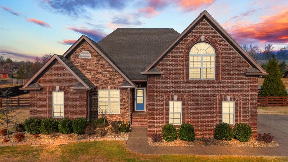 Property Photo:  701 Still Creek Way  TN 37087 